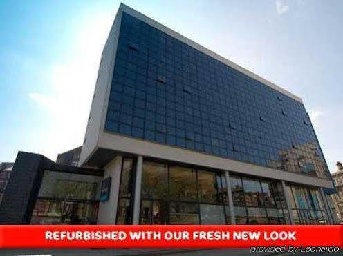 Travelodge Liverpool Central Екстериор снимка