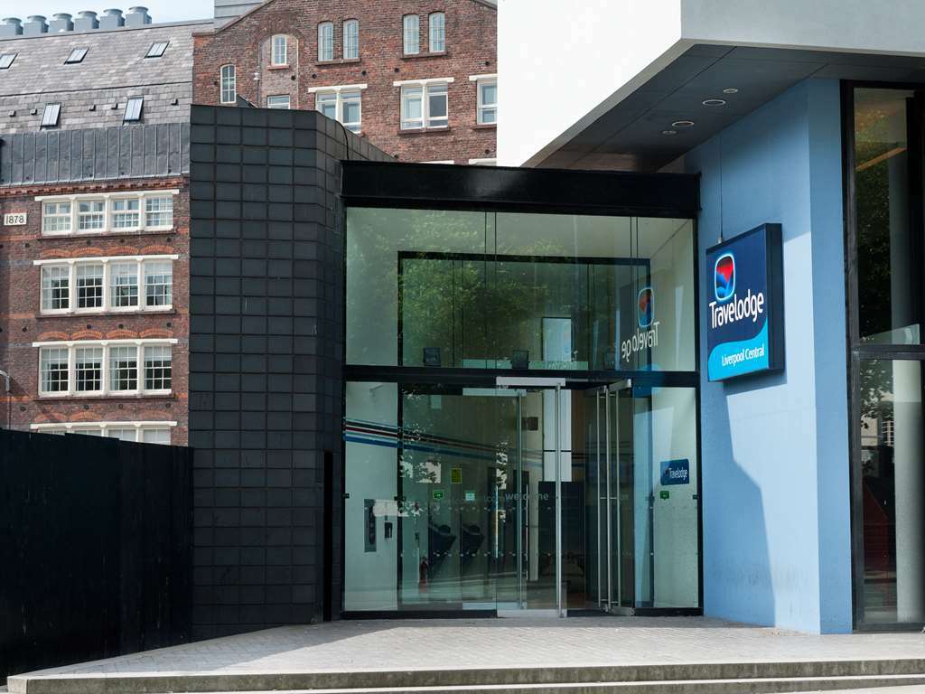 Travelodge Liverpool Central Екстериор снимка